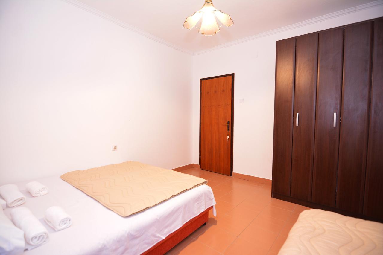 Apartments Jovana Petrovac Exterior photo